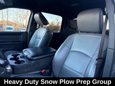 Used 2023 RAM 3500 Tradesman w/ Chrome Appearance Group image 12