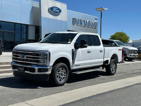 New 2026 Ford F250 Lariat w/ FX4 Off-Road Package AWD/4WD image 2