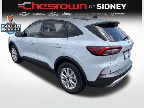 Used 2025 Ford Escape Active w/ Cold Weather Package FWD image 3