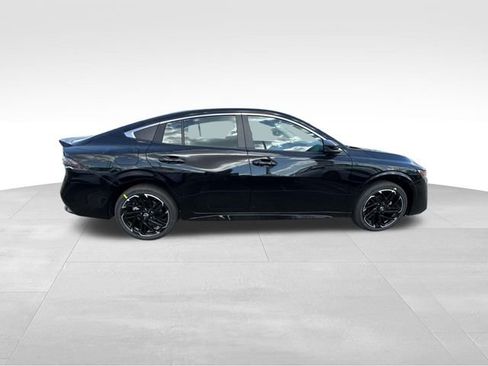 New 2026 Nissan Sentra SR w/ Floor Mat Package FWD image 10