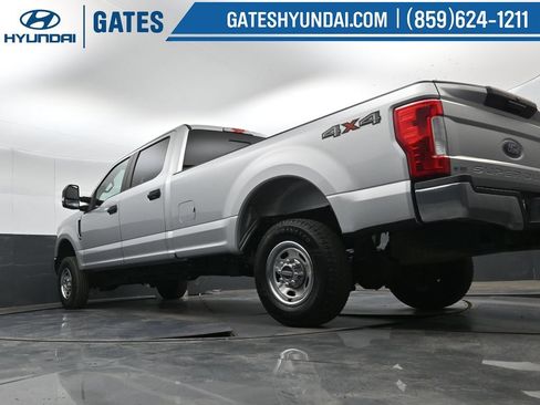 Used 2019 Ford F250 XL w/ Power Equipment Group AWD/4WD image 38