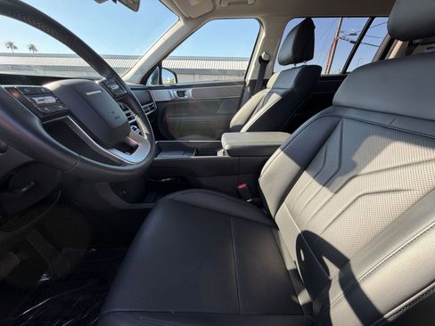 Used 2025 Hyundai Santa Fe SEL image 28