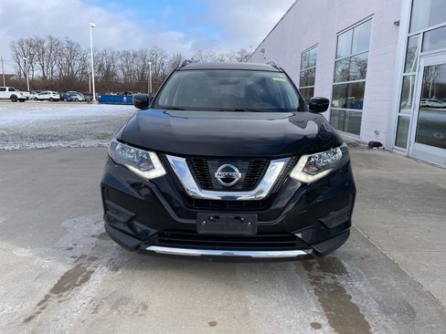 Used 2017 Nissan Rogue S w/ Appearance Package image 3