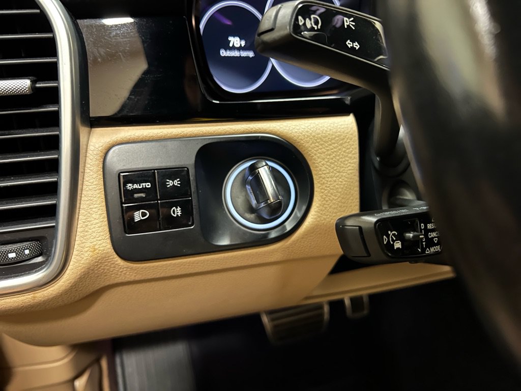 Used 2019 Porsche Cayenne S AWD/4WD image 41