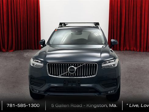 Used 2020 Volvo XC90 T6 Momentum w/ Protection Package image 2