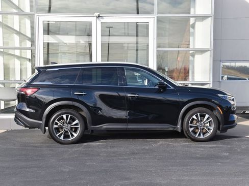 Certified 2025 INFINITI QX60 Luxe image 4