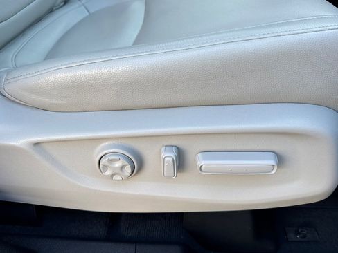 Used 2025 Honda Odyssey EX-L image 24