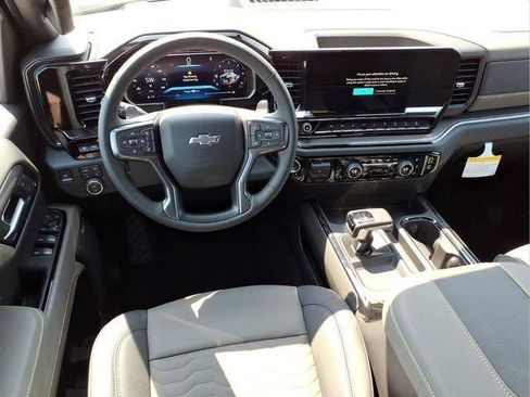 New 2026 Chevrolet Silverado 1500 ZR2 AWD/4WD image 9