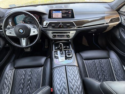 Used 2022 BMW M760i xDrive AWD/4WD image 14