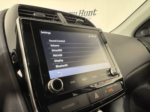 Used 2024 Mitsubishi Outlander Sport Ralliart AWD/4WD image 28