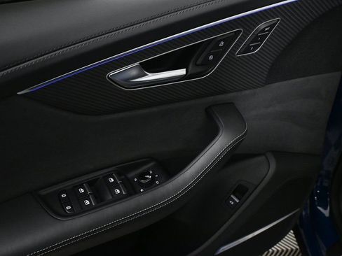 Used 2024 Audi SQ8 Prestige w/ Prestige Package image 8