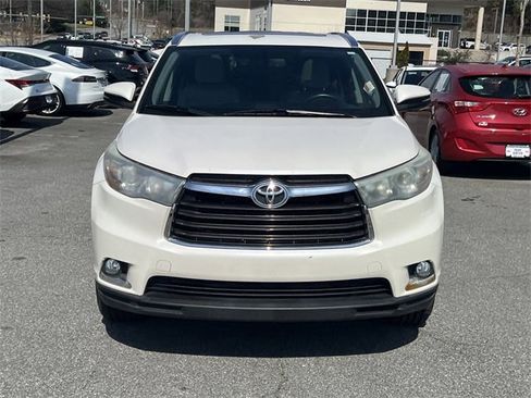 Used 2016 Toyota Highlander Limited image 2