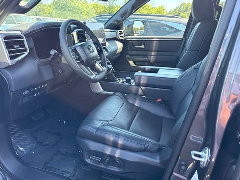 Used 2026 Toyota Sequoia Platinum AWD/4WD image 3
