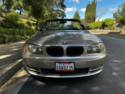 Used 2009 BMW 128i Convertible image 9