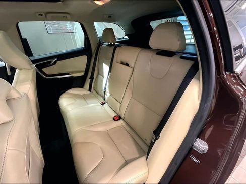 Used 2017 Volvo XC60 T6 Inscription w/ Climate Package AWD/4WD image 20