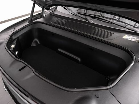 Used 2022 Rivian R1T Launch Edition image 56