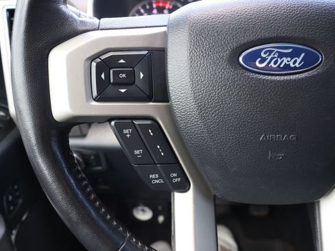 Used 2022 Ford F350 Lariat w/ Lariat Ultimate Package AWD/4WD image 7