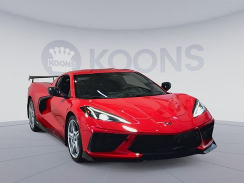 Used 2024 Chevrolet Corvette Stingray Preferred Cpe w/ Stealth Interior Trim Package RWD image 4
