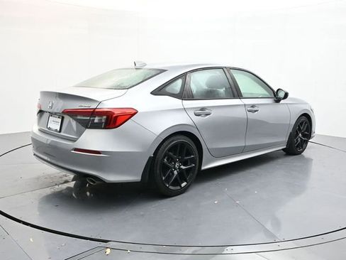 Used 2023 Honda Civic Sport image 5