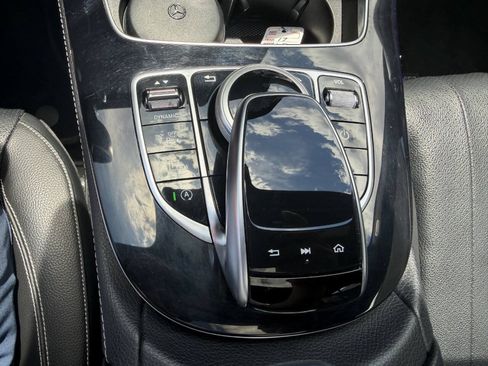 Used 2017 Mercedes-Benz E 300 4MATIC image 33