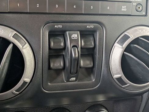 Used 2012 Jeep Wrangler Unlimited Sport image 21