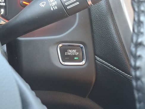 Used 2019 GMC Acadia Denali w/ Technology Package AWD/4WD image 26