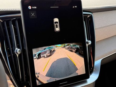 New 2026 Volvo XC90 B5 Core AWD/4WD image 20