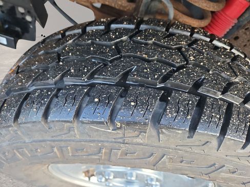 Used 2006 Ford F250 XL image 24