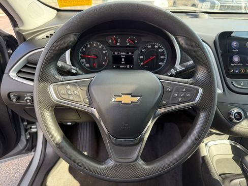 Used 2023 Chevrolet Malibu LT image 15