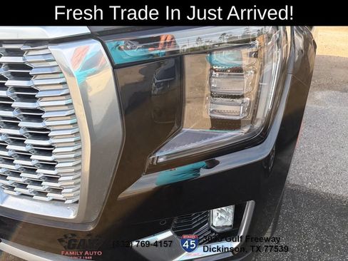 Used 2021 GMC Yukon Denali w/ Denali Premium Package RWD image 4