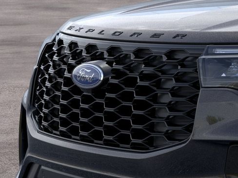 New 2026 Ford Explorer ST-Line w/ ST-Line Street Pack AWD/4WD image 17