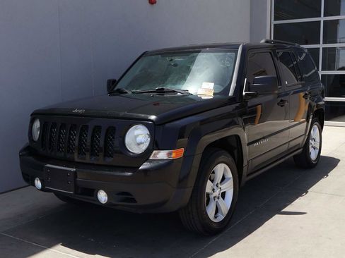 Used 2017 Jeep Patriot Sport w/ Power Value Group FWD image 1