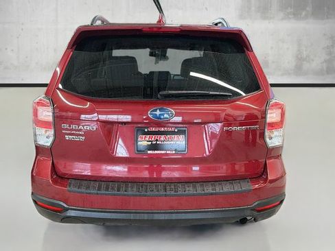 Used 2018 Subaru Forester 2.5i Premium w/ All-Weather Package image 6