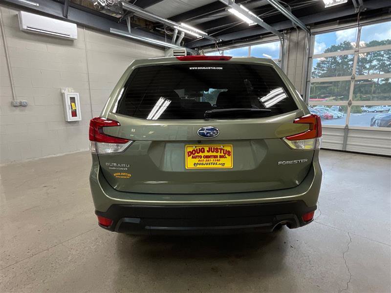 Used 2021 Subaru Forester AWD/4WD image 4