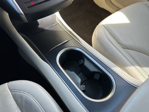 Used 2016 Lincoln MKC Select w/ Select Plus Package image 24