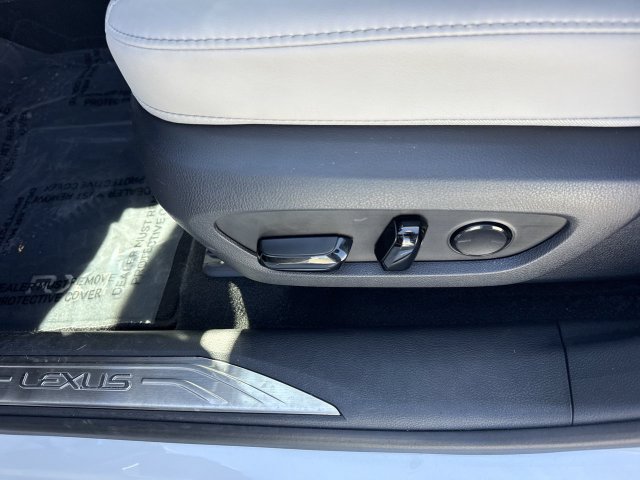Used 2025 Lexus RX 350 Premium w/ Accessory Package (K3) FWD image 12
