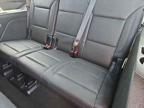 Used 2023 Chevrolet Tahoe LT RWD image 18