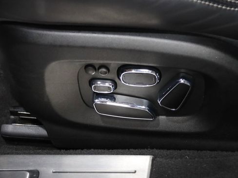 Used 2014 Jaguar XJ L Portfolio image 61