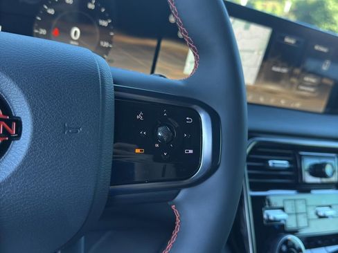 New 2025 Nissan Armada PRO-4X image 22