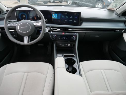 Used 2025 Hyundai Sonata SEL image 10