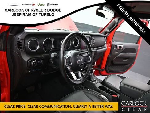 Used 2022 Jeep Wrangler Sahara image 12