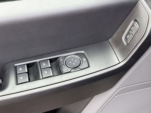 New 2025 Ford F450 XL w/ XL Chrome Package image 19