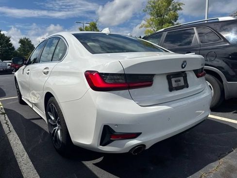 Used 2019 BMW 330i Sedan w/ Convenience Package RWD image 2