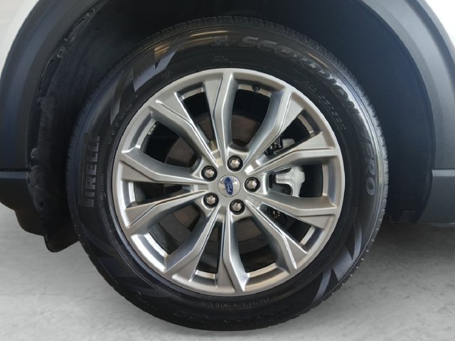 Used 2022 Ford Explorer XLT w/ Equipment Group 202A RWD image 24