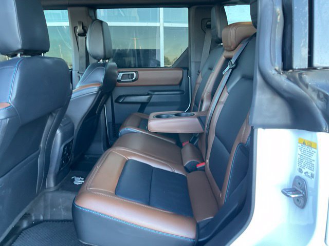Used 2024 Ford Bronco Outer Banks AWD/4WD image 12