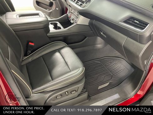 Used 2021 GMC Yukon SLT w/ SLT Premium Package image 50