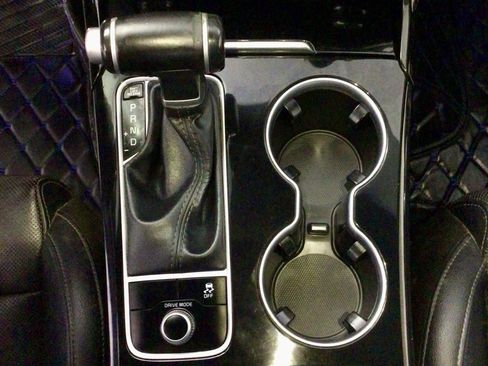 Used 2020 Kia Stinger GT-Line w/ Sun & Sound Package image 27