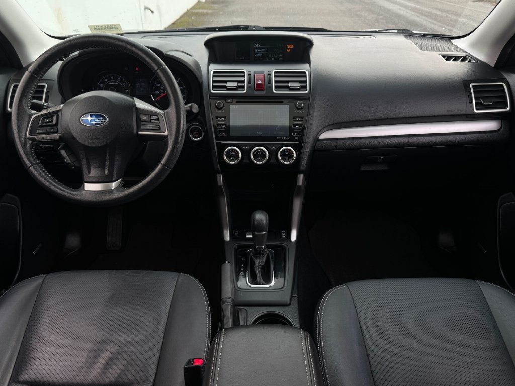 Used 2016 Subaru Forester 2.5i Touring AWD/4WD image 13