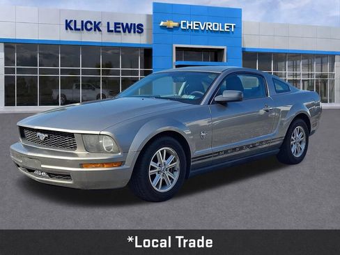 Used 2009 Ford Mustang Coupe RWD image 3