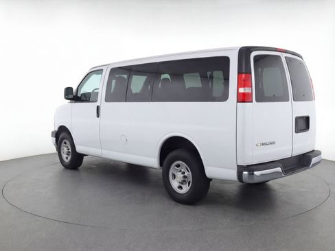 Used 2025 Chevrolet Express 3500 LT w/ LT Preferred Equipment Group image 6